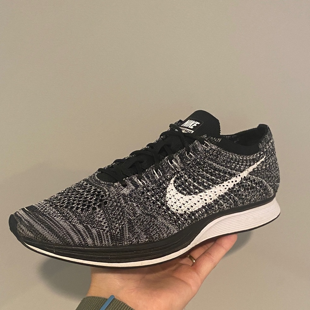 Nike Flyknit Racer